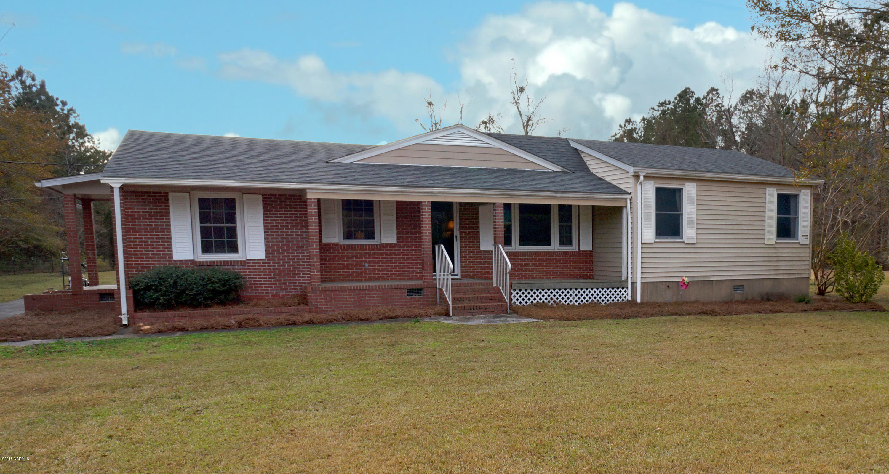 321 Craven County Road New Bern, NC 28560 - Photo 34 of 34 craven county front close