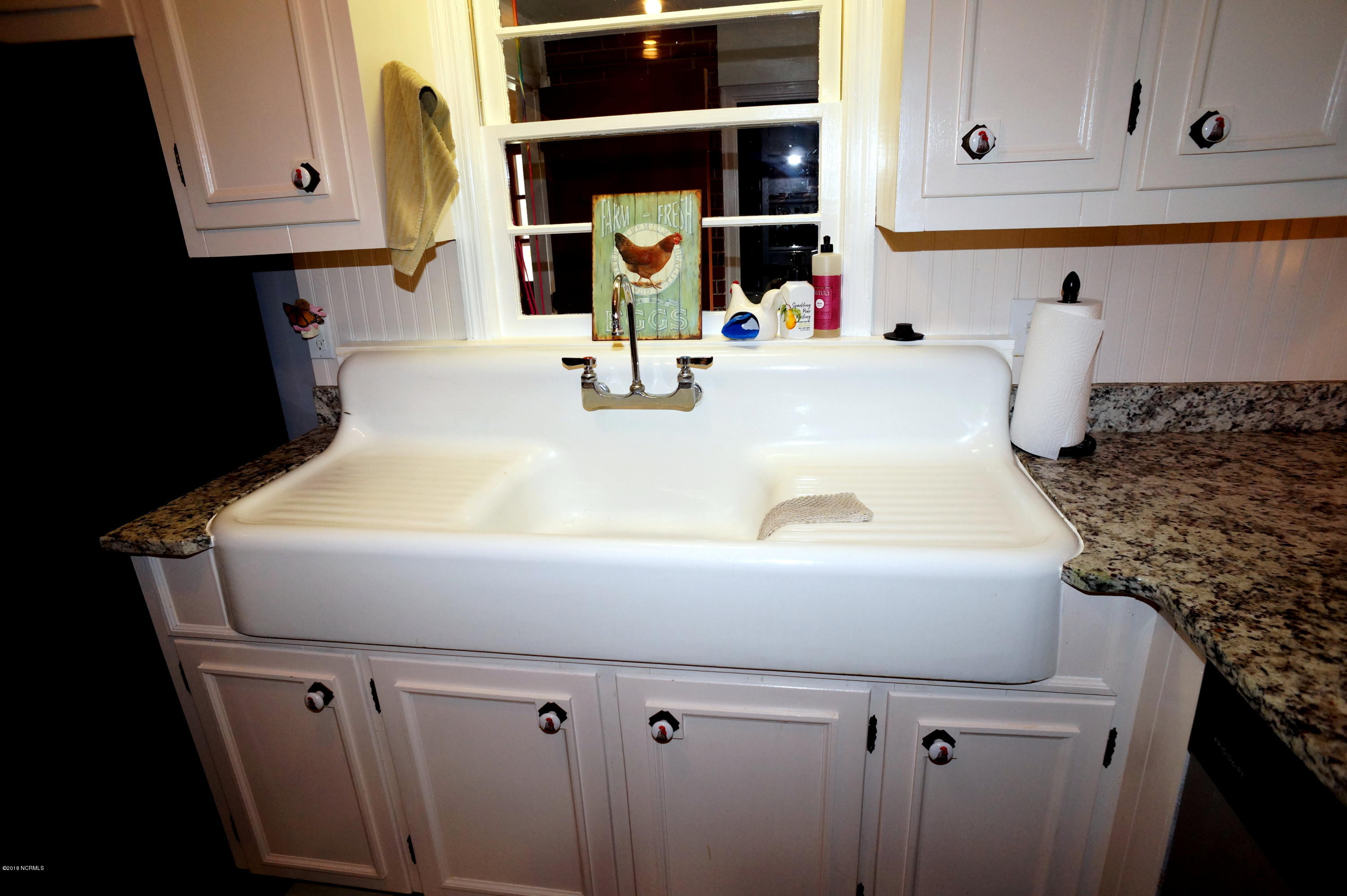 321 Craven County Road New Bern, NC 28560 - Photo 9 of 34 Sink View 2