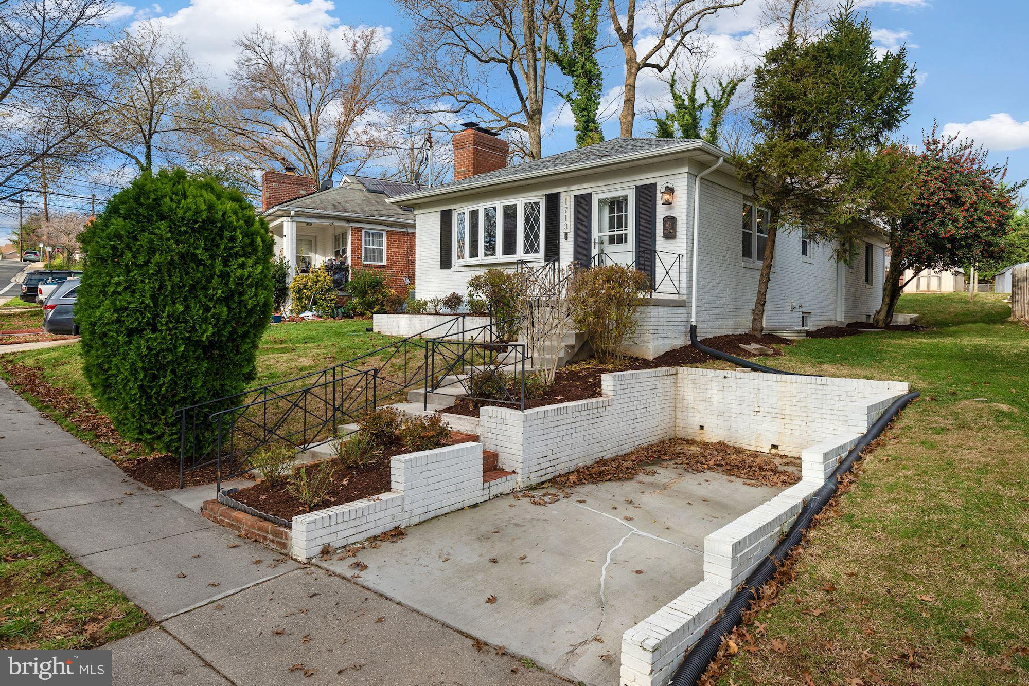 1713 Flora Lane Silver Spring, MD 20910 - Photo 3 of 30 Gallery Image 3