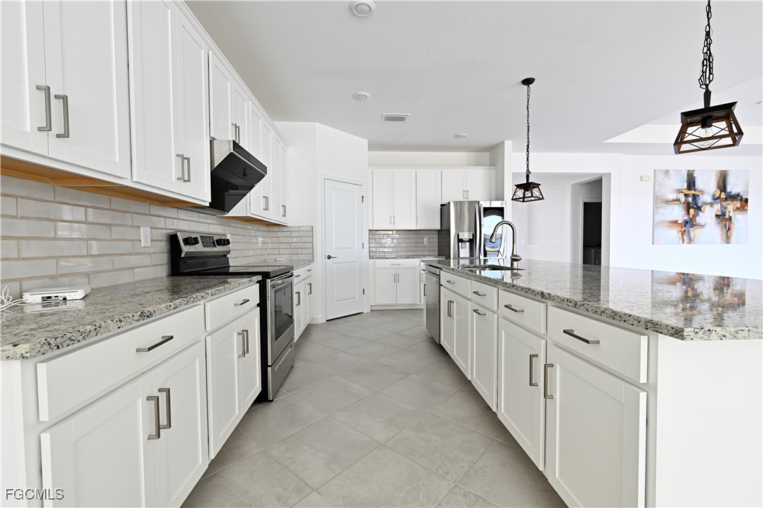 11171 Canopy Loop Fort Myers, FL 33913 - Photo 19 of 43