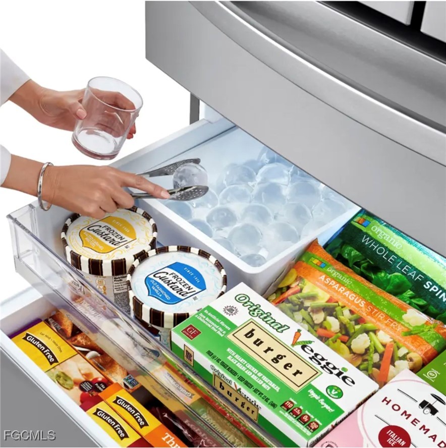 11171 Canopy Loop Fort Myers, FL 33913 - Photo 24 of 43