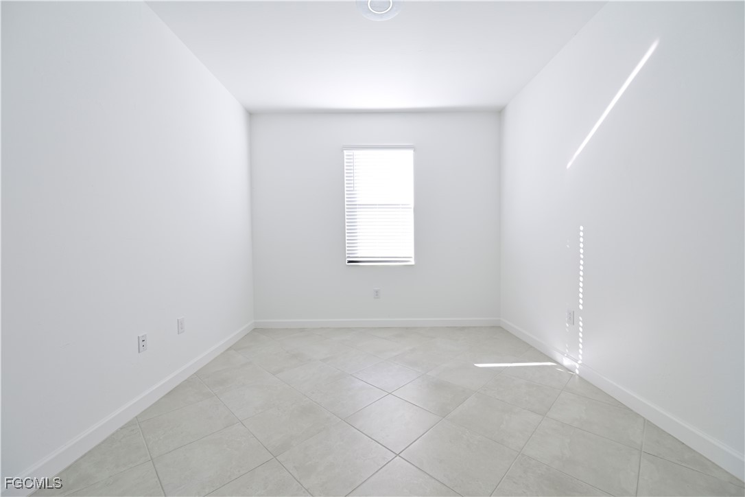 11171 Canopy Loop Fort Myers, FL 33913 - Photo 5 of 43