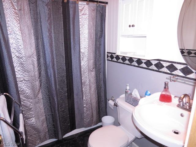 9237 Dean Road Vermilion, OH 44089 - Photo 17 of 19 2nd Bathroom