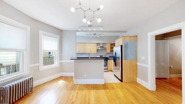 $4,500 | 50 Beacon Street, Unit 1, Somerville, MA 02143