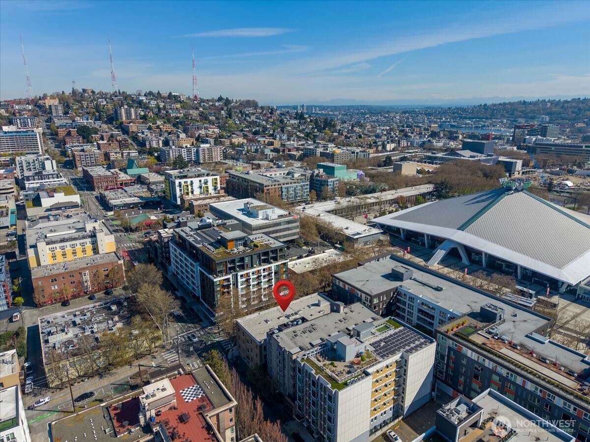 7 Harrison Street, Unit 20 Seattle, WA 98109 - Photo 23 of 27 an aerial view of a city