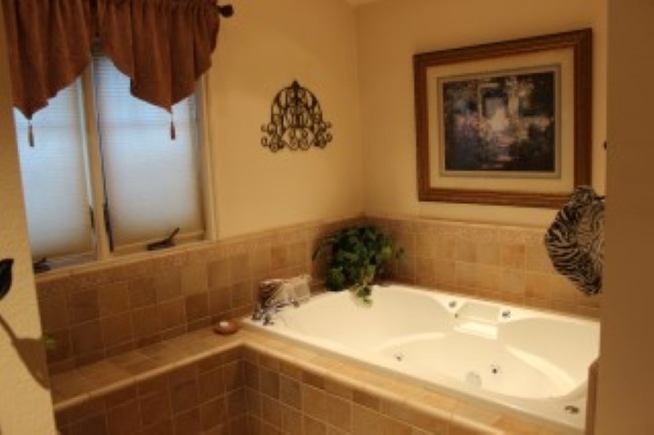 1624 Quail Ridge Road Escondido, CA 92027 - Photo 13 of 25 View of the attractive master bath area of the mater bath dressing area. A separate shower is to the left out of the photo.