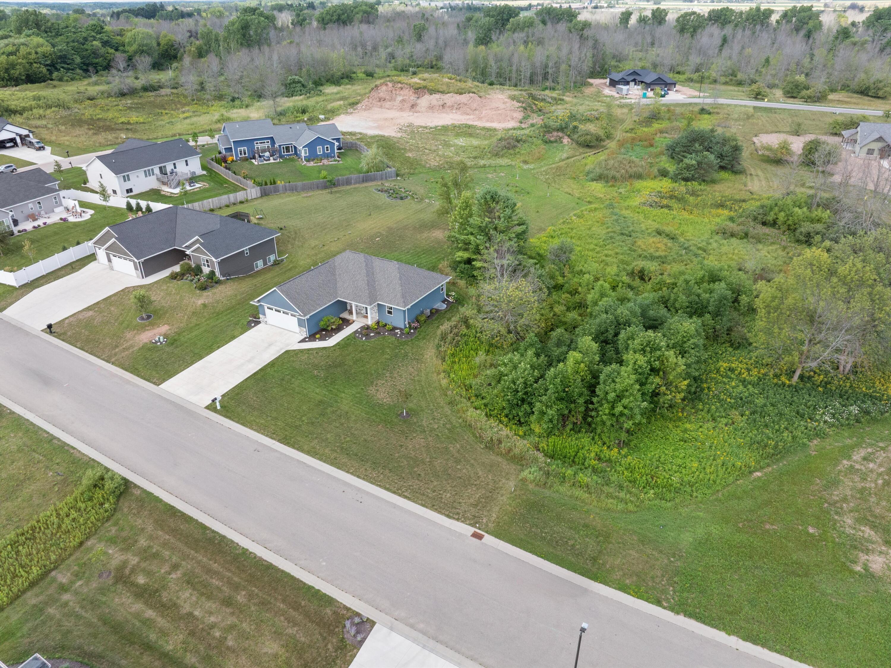 364 Lake Breeze Way Two Rivers, WI 54241 - Photo 34 of 44 04-DJI_20260816131444_0985_D