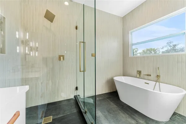 $5,250 | 102 West Adalee Street, Unit 4, Tampa, FL 33603