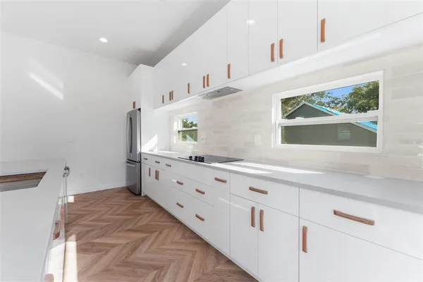 $5,250 | 102 West Adalee Street, Unit 4, Tampa, FL 33603