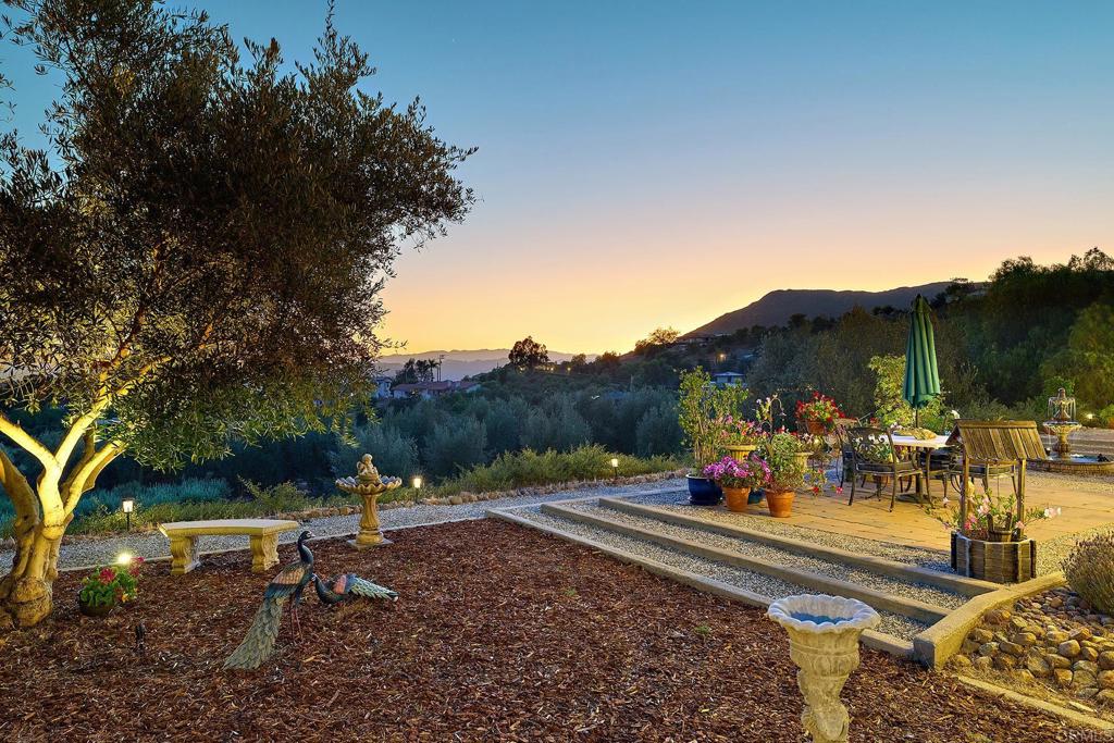 2970 El Coyote Run Fallbrook, CA 92028 - Photo 6 of 43