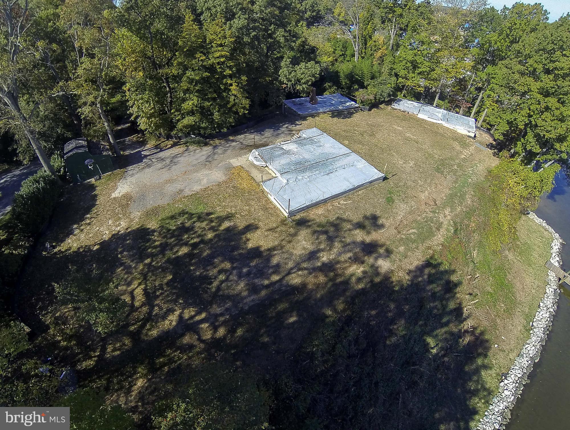 27 South River Road South Edgewater, MD 21037 - Photo 3 of 19 Perfect for Family Compound