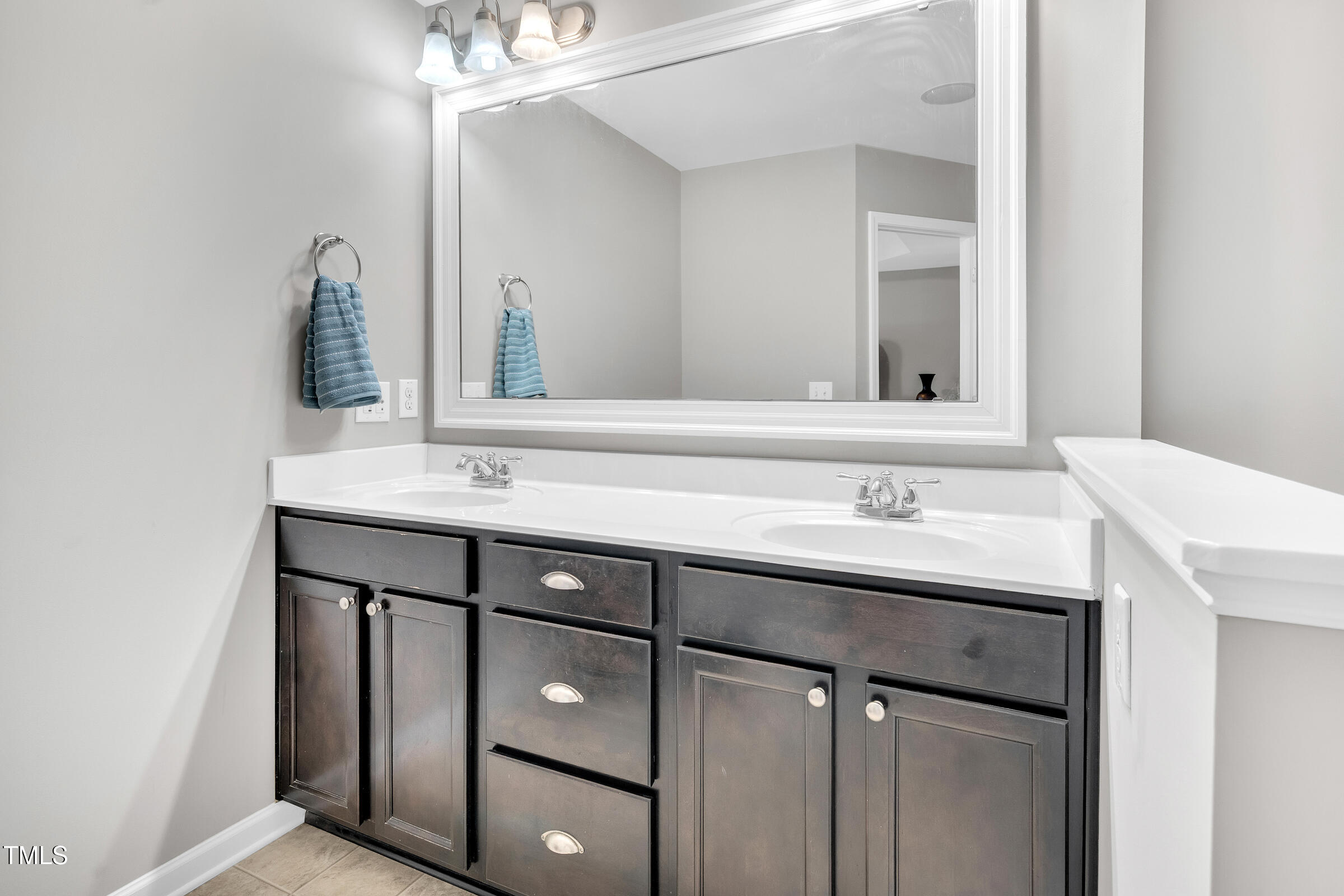 1312 Regulator Street Raleigh, NC 27603 - Photo 17 of 32 DSC07511