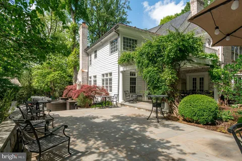 $3,650,000 | 1210 Corbin Court, McLean, VA 22101