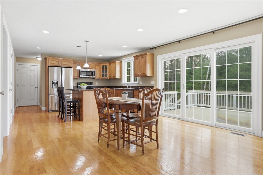 17 Gray Farm Road Littleton, MA 01460 - Photo 11 of 37 Gallery Image 11
