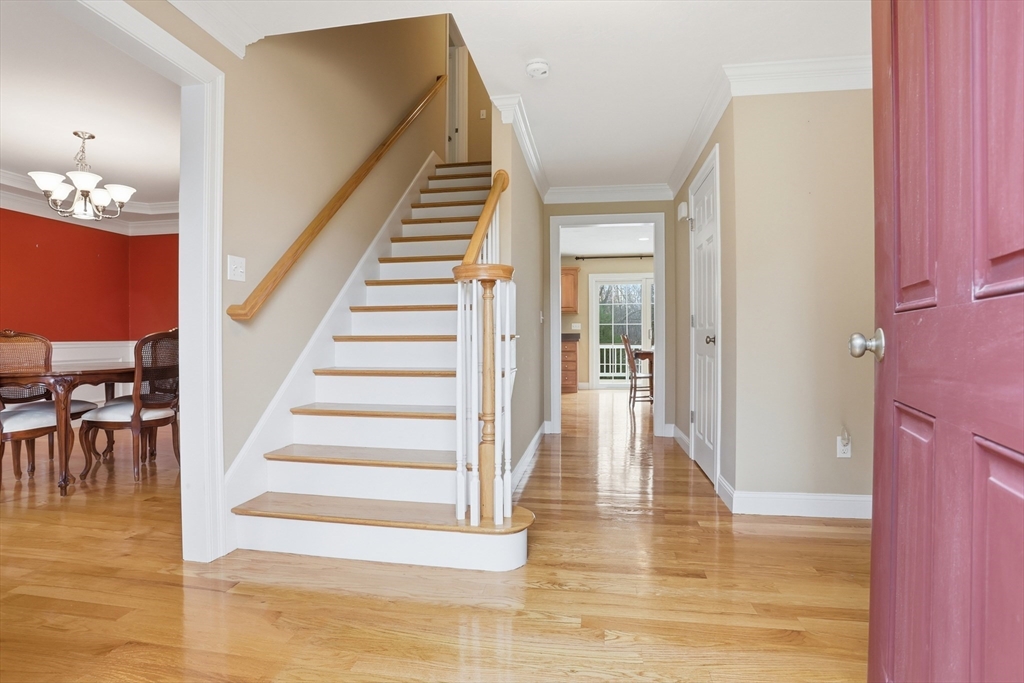 17 Gray Farm Road Littleton, MA 01460 - Photo 4 of 37 Gallery Image 4