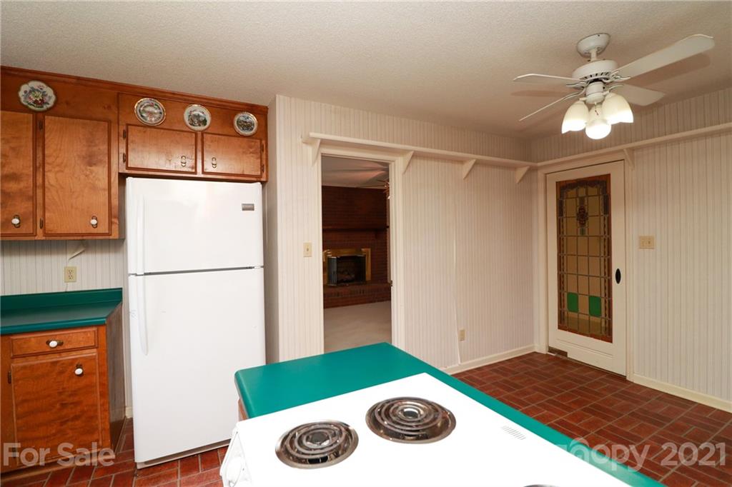3579 Cold Springs Road South Concord, NC 28025 - Photo 11 of 28 Gallery Image 11