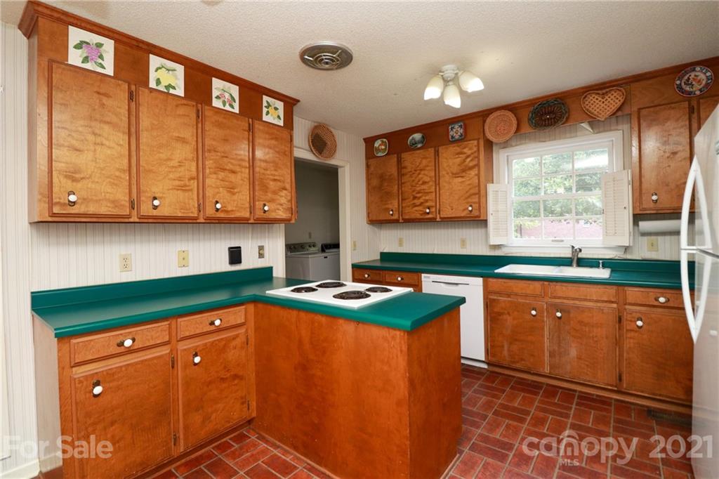 3579 Cold Springs Road South Concord, NC 28025 - Photo 9 of 28 Gallery Image 9