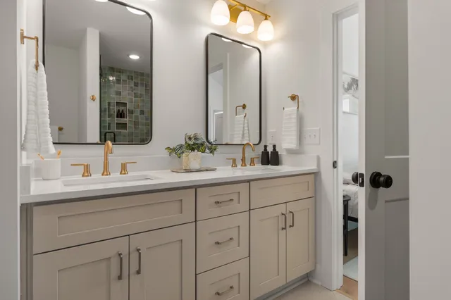 $426,230 | 239 Nesbitt Lane, Madison, TN 37115