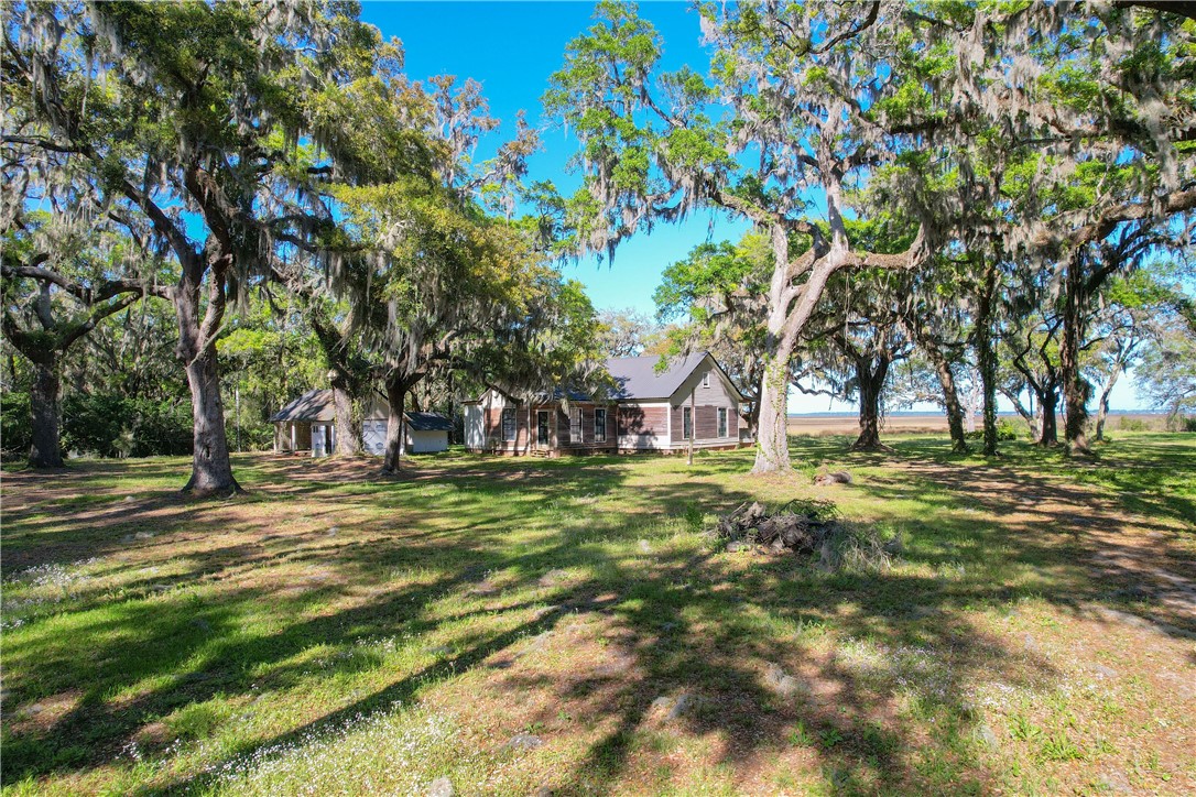 55 Cedar Point Road Brunswick, GA 31525 - Photo 15 of 47