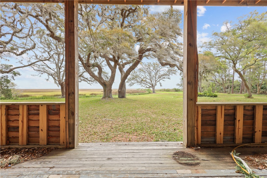 55 Cedar Point Road Brunswick, GA 31525 - Photo 9 of 47