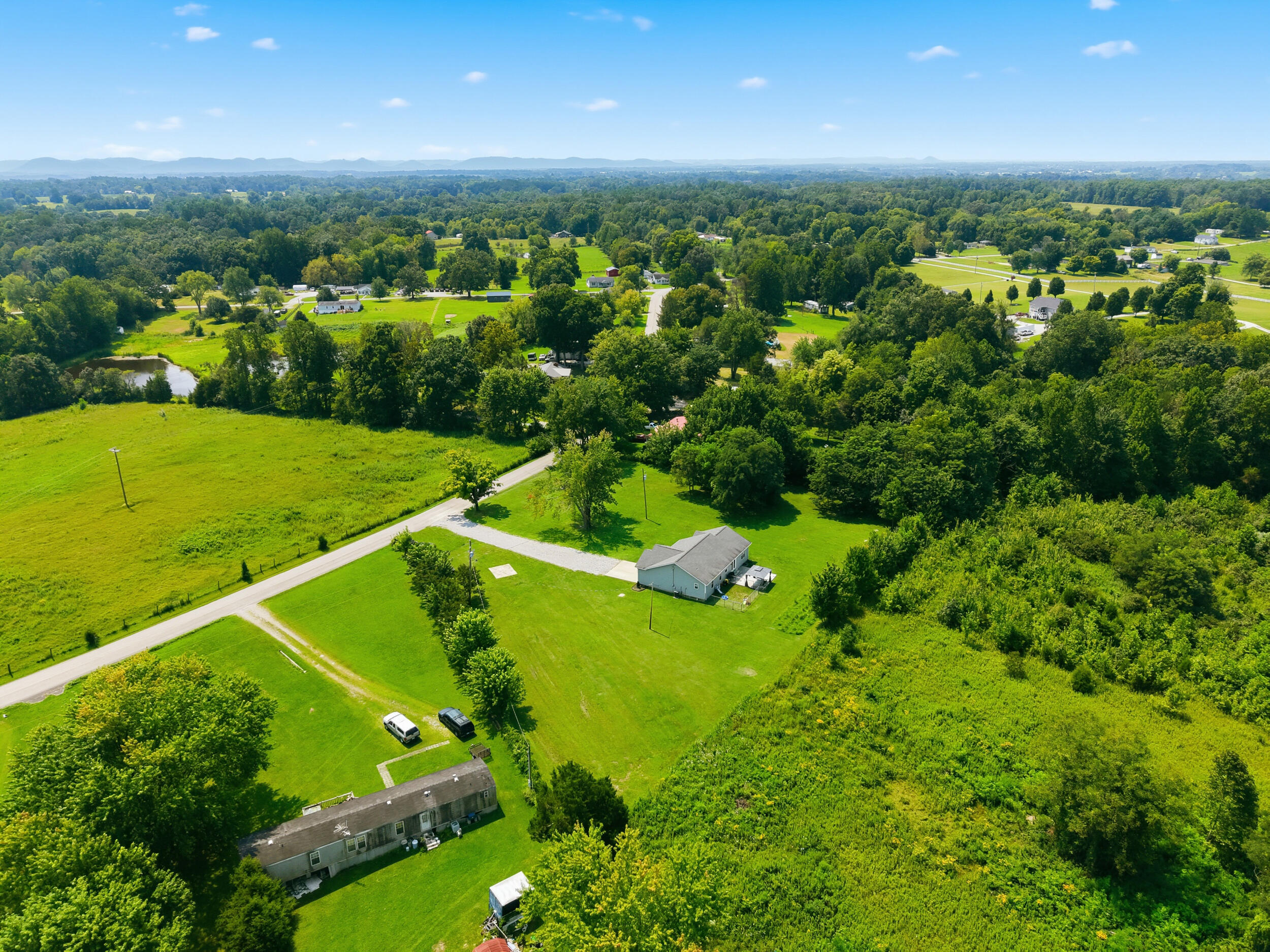 475 Flint Road Waco, KY 40385 - Photo 31 of 39 29_dji_fly_20260810_125502_0054_17863810
