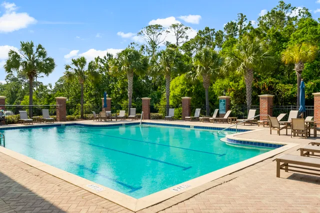 $999,999 | 306 Coconut Grove Court, Panama City Beach, FL 32407