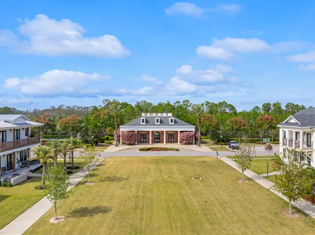 $999,999 | 306 Coconut Grove Court, Panama City Beach, FL 32407