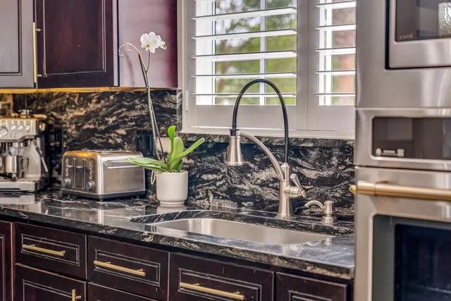 $999,999 | 306 Coconut Grove Court, Panama City Beach, FL 32407