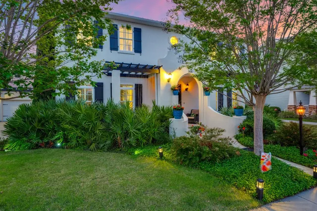 $999,999 | 306 Coconut Grove Court, Panama City Beach, FL 32407