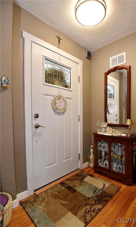 3255 Santee Road Bethlehem, PA 18020 - Photo 4 of 50 Gallery Image 4