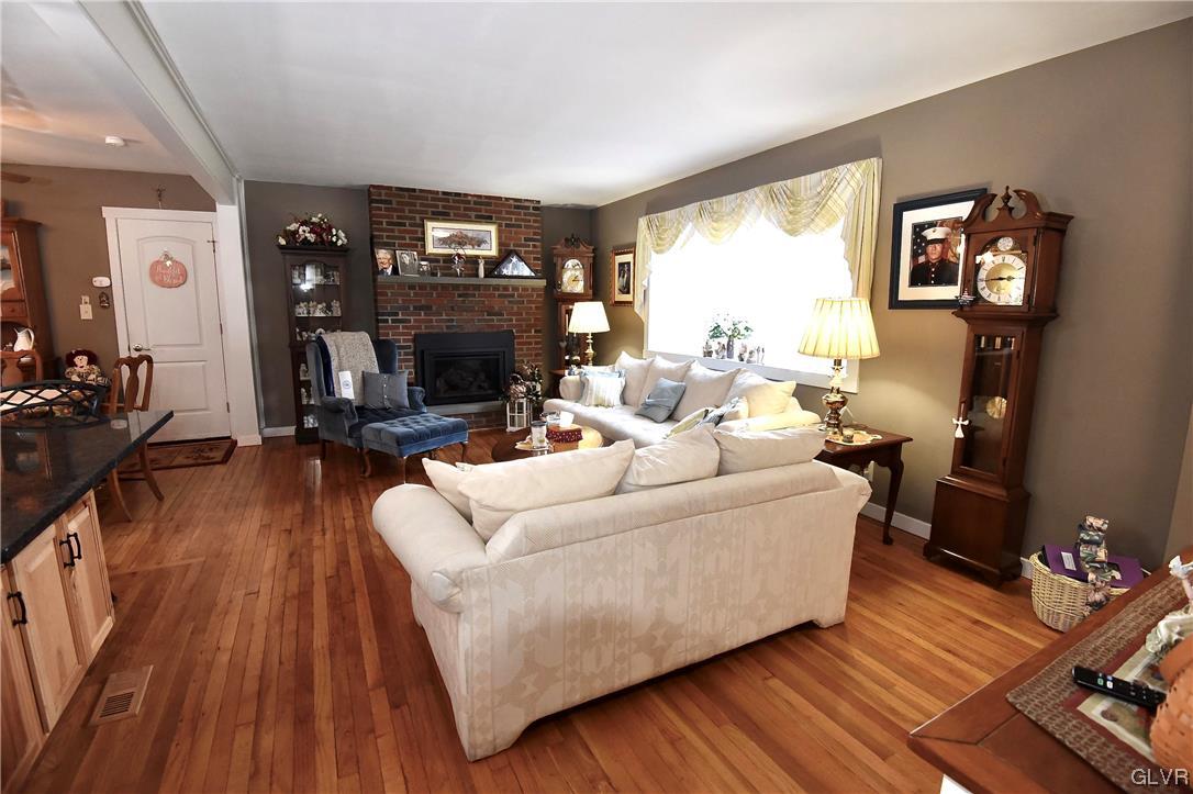 3255 Santee Road Bethlehem, PA 18020 - Photo 6 of 50 Gallery Image 6