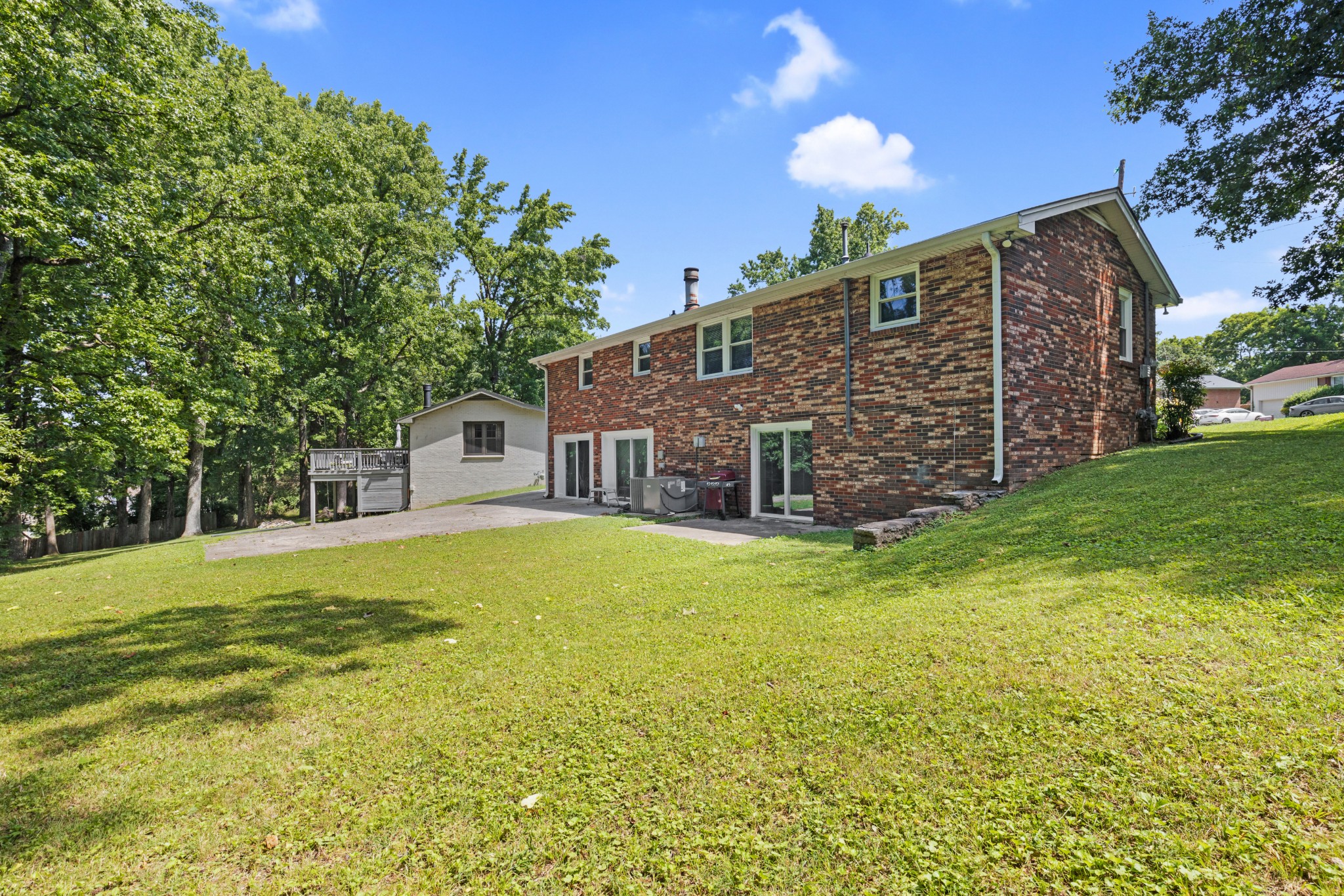 620 Baton Rouge Court Hermitage, TN 37076 - Photo 3 of 25