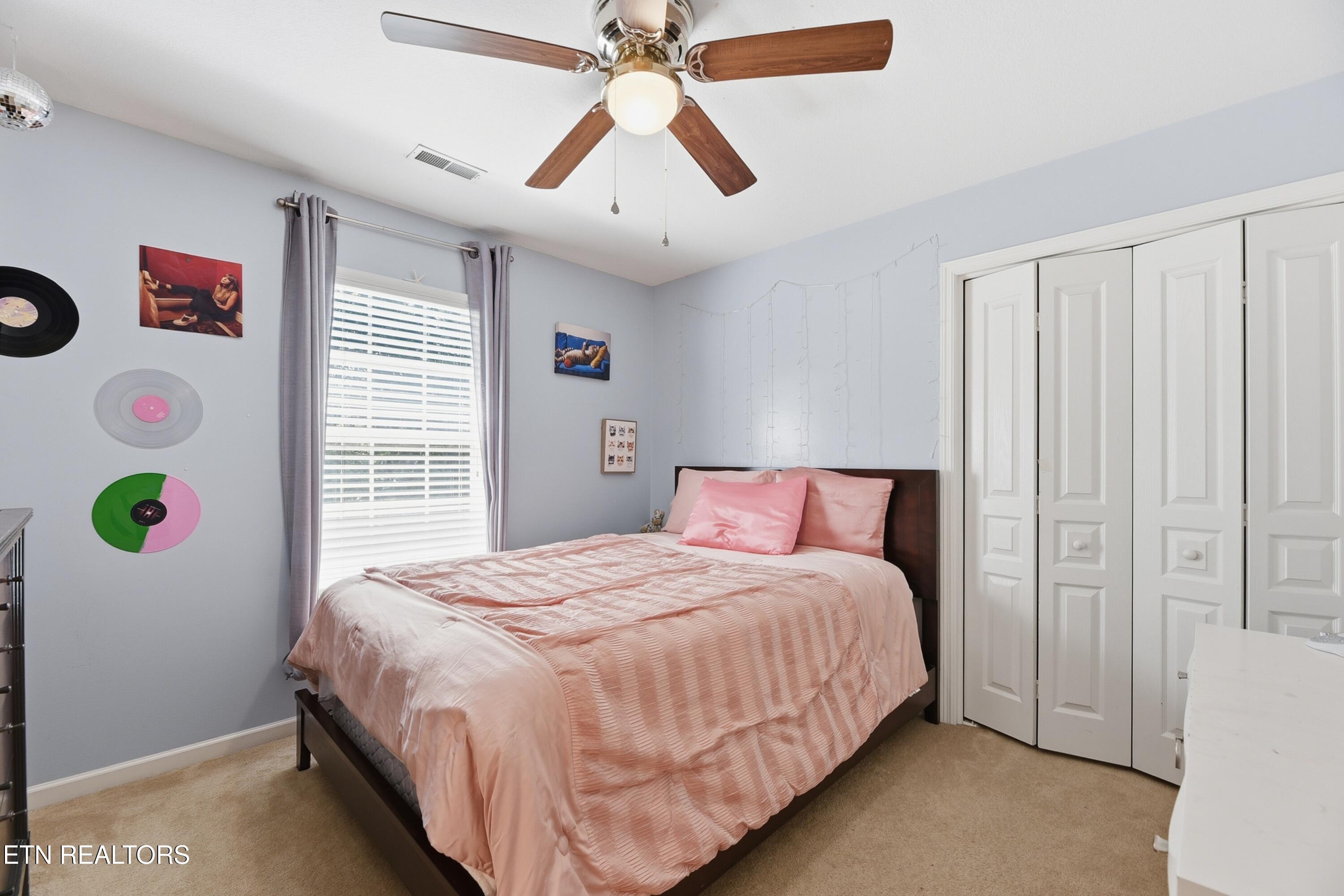 952 Station View Road Knoxville, TN 37919 - Photo 32 of 40 BEDROOM 3