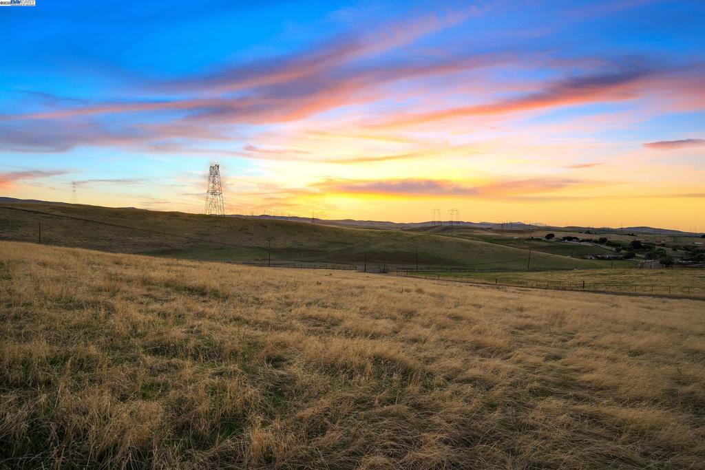 17011-17011 North Midway Road Tracy, CA 95377 - Photo 6 of 52 Sunset- West