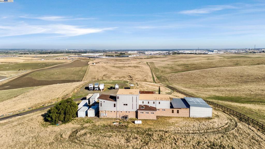 17011-17011 North Midway Road Tracy, CA 95377 - Photo 7 of 52