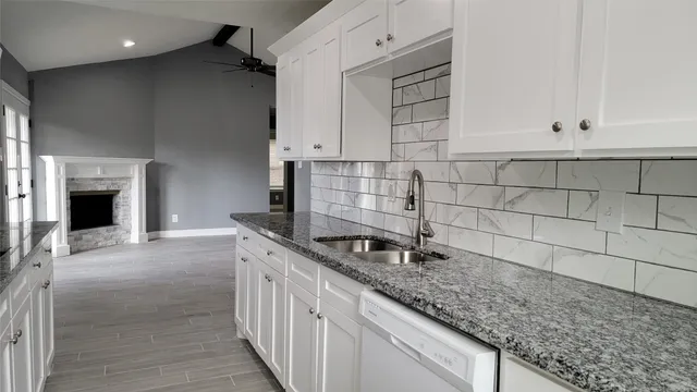 $1,850 | 510 Donnacorey Drive, Houston, TX 77013