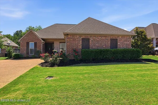 $389,999 | 230 Hidden Hills Parkway, Brandon, MS 39047