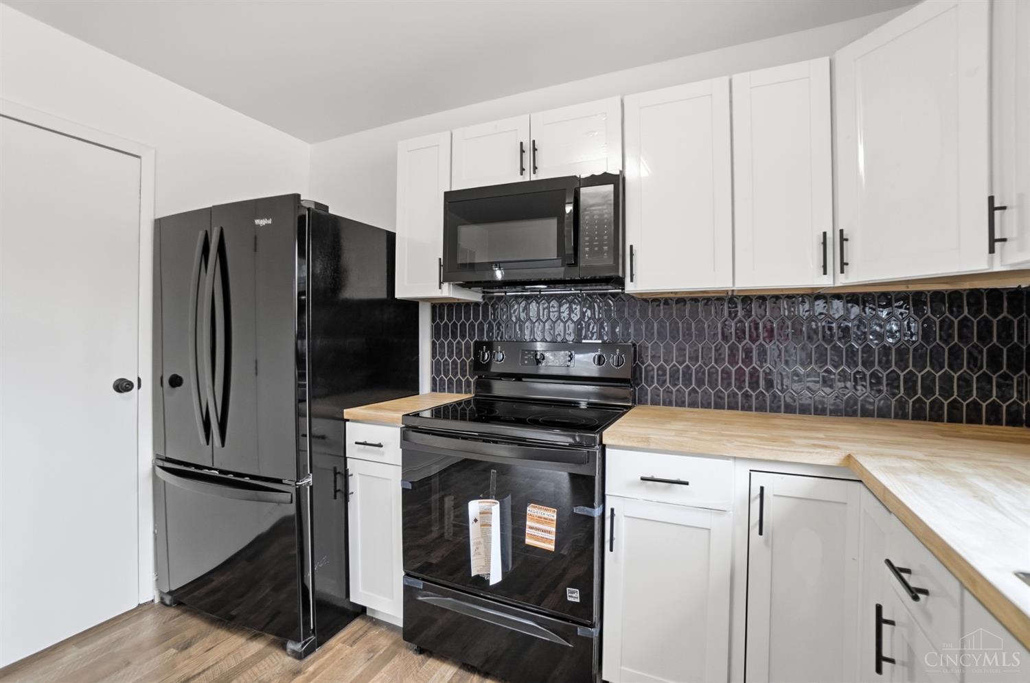 6074 Johnson Road Cincinnati, OH 45248 - Photo 16 of 64 Gallery Image 16