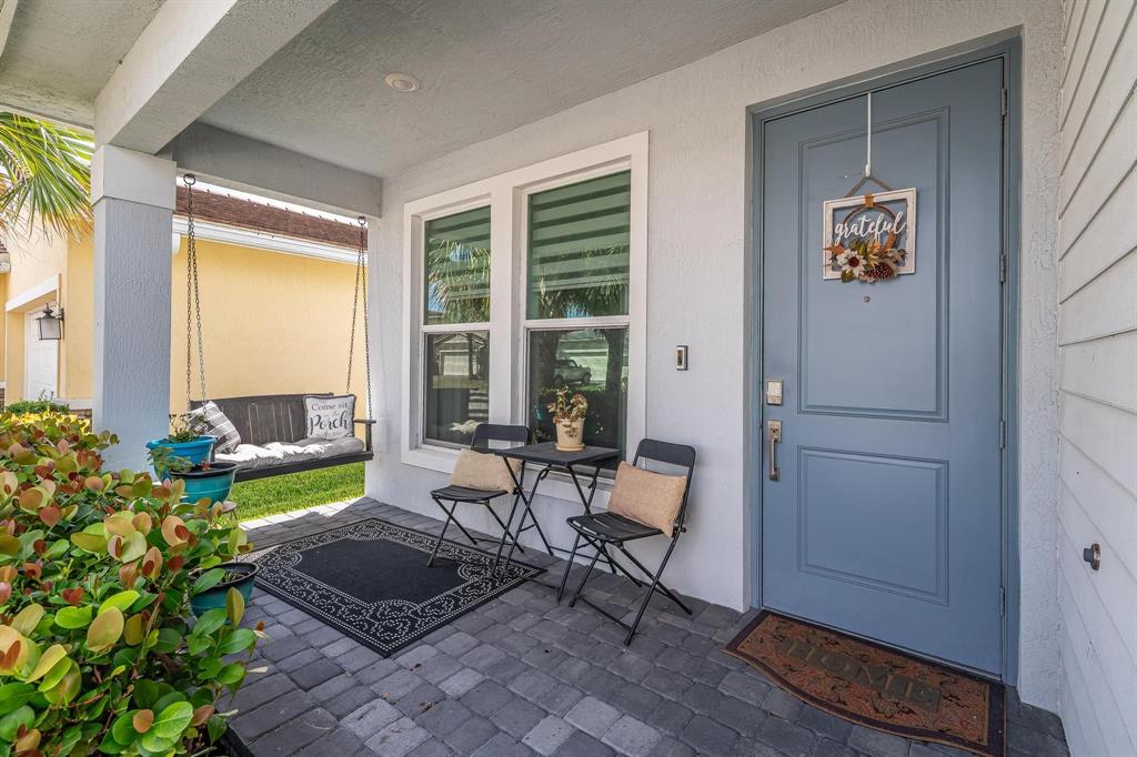4185 Marina Way Deerfield Beach, FL 33064 - Photo 3 of 40 a living room with furniture and a large window