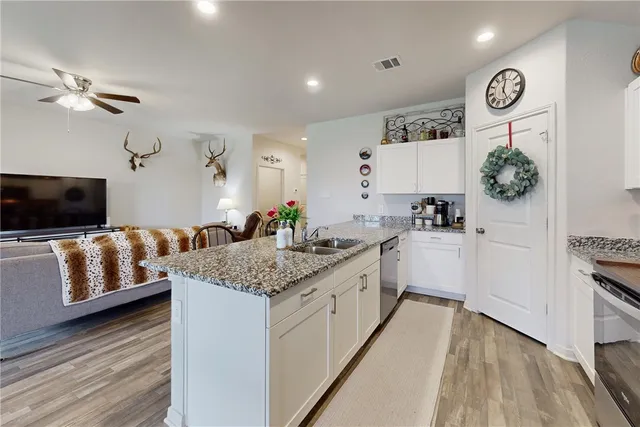 $288,000 | 137 Windmill Road, Somerville, TX 77879