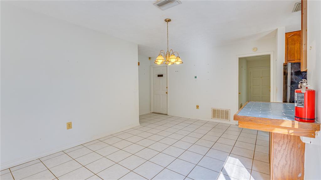 633 Huntington Street Brandon, FL 33511 - Photo 17 of 35 a view of a room with window