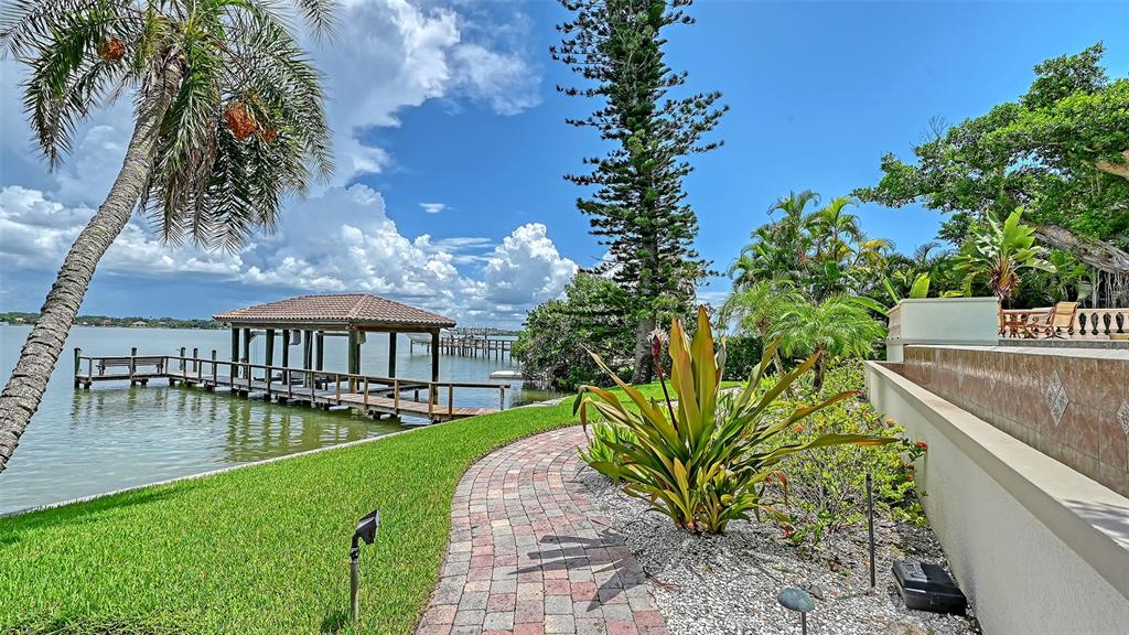 1216 North Casey Key Road Osprey, FL 34229 - Photo 4 of 70 Gallery Image 4