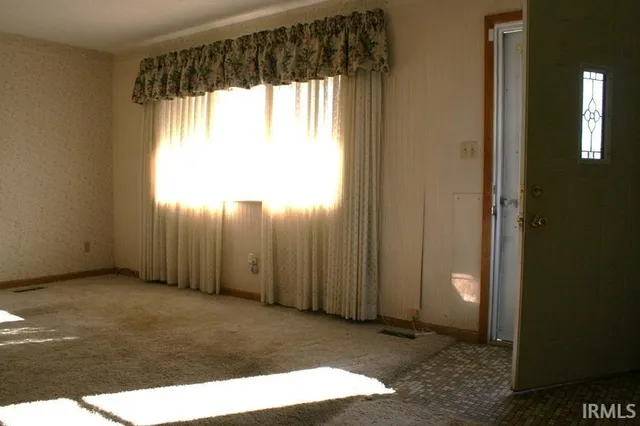 $224,900 | 1008 Homewood Drive, Frankfort, IN 46041