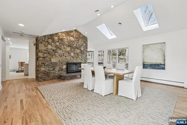 $1,495,000 | 11 Carlough Road, Upper Saddle River, NJ 07458