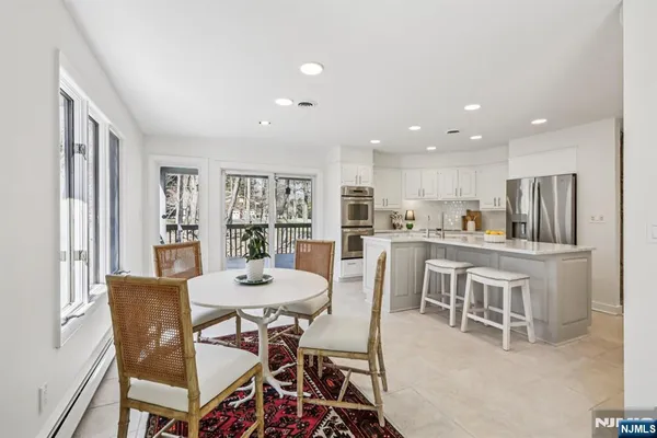 $1,495,000 | 11 Carlough Road, Upper Saddle River, NJ 07458