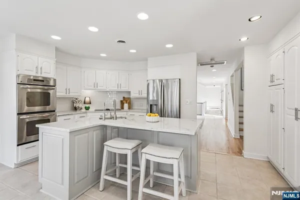 $1,495,000 | 11 Carlough Road, Upper Saddle River, NJ 07458