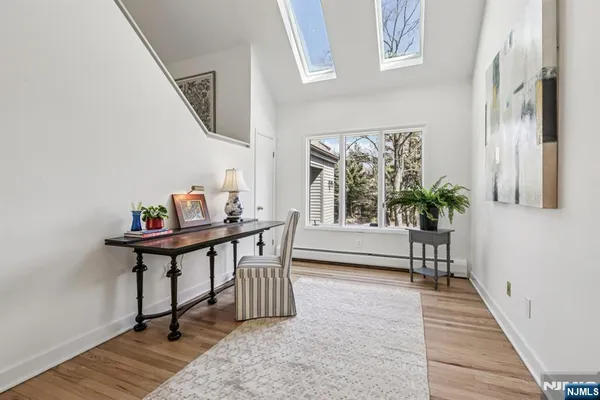 $1,495,000 | 11 Carlough Road, Upper Saddle River, NJ 07458