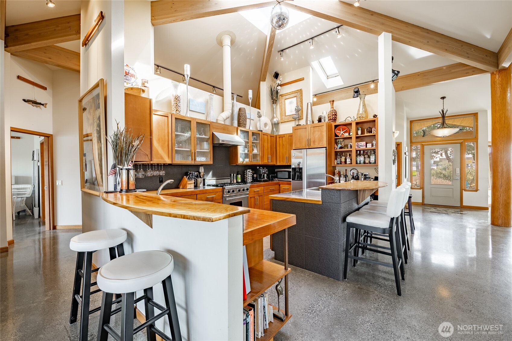 5382 Nootka Loop Birch Bay, WA 98230 - Photo 26 of 40 a room with chairs and view of living room
