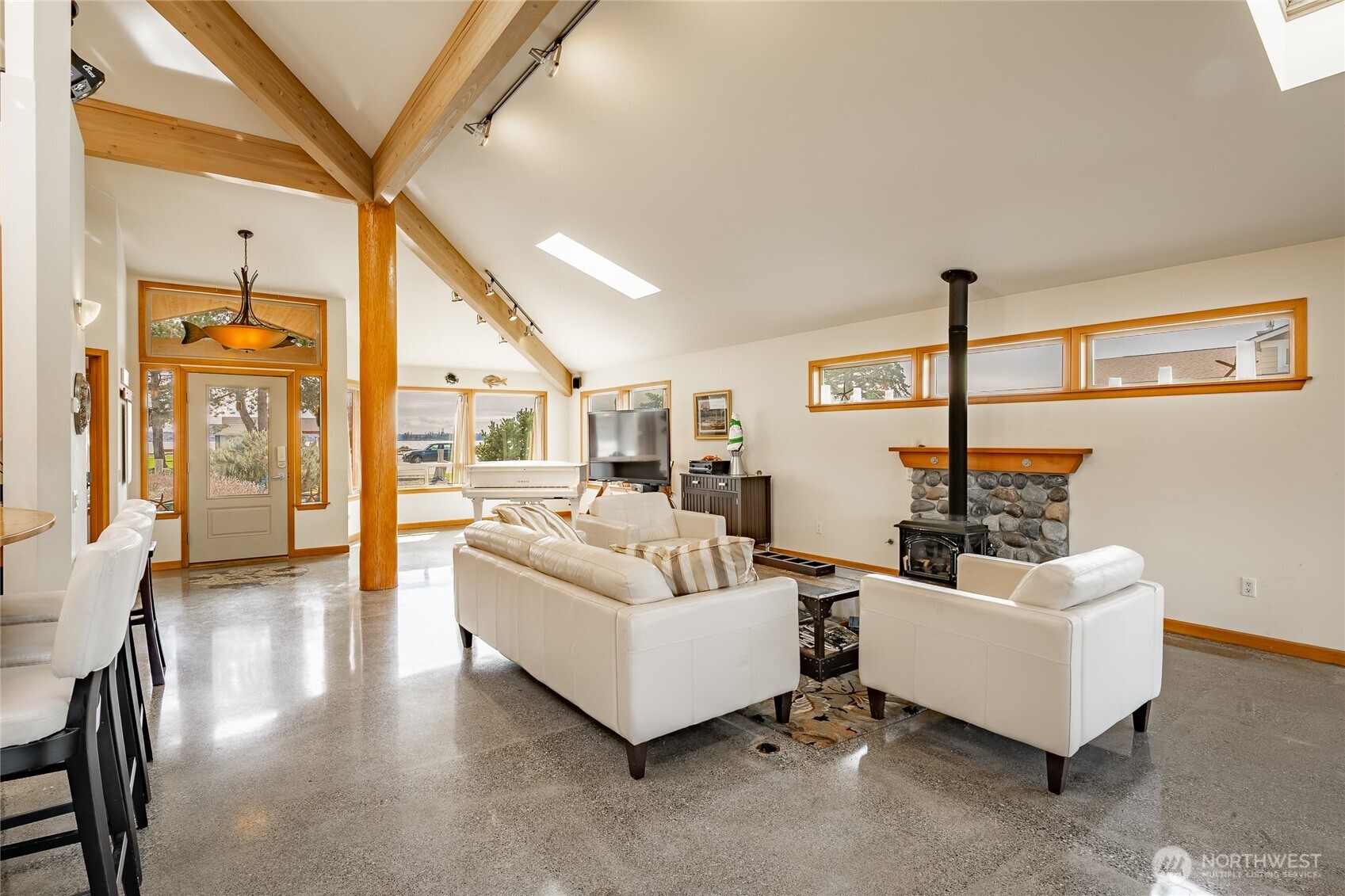 5382 Nootka Loop Birch Bay, WA 98230 - Photo 28 of 40 a living room with furniture and a table