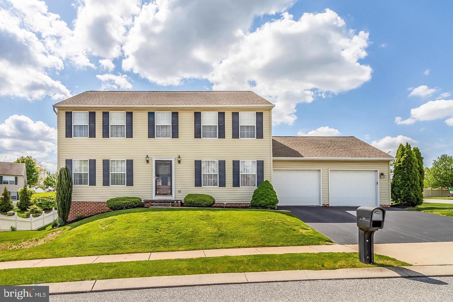 7523 Seneca Ridge Drive York, PA 17403 - Photo 1 of 55 Welcome to 7523 Seneca Ridge